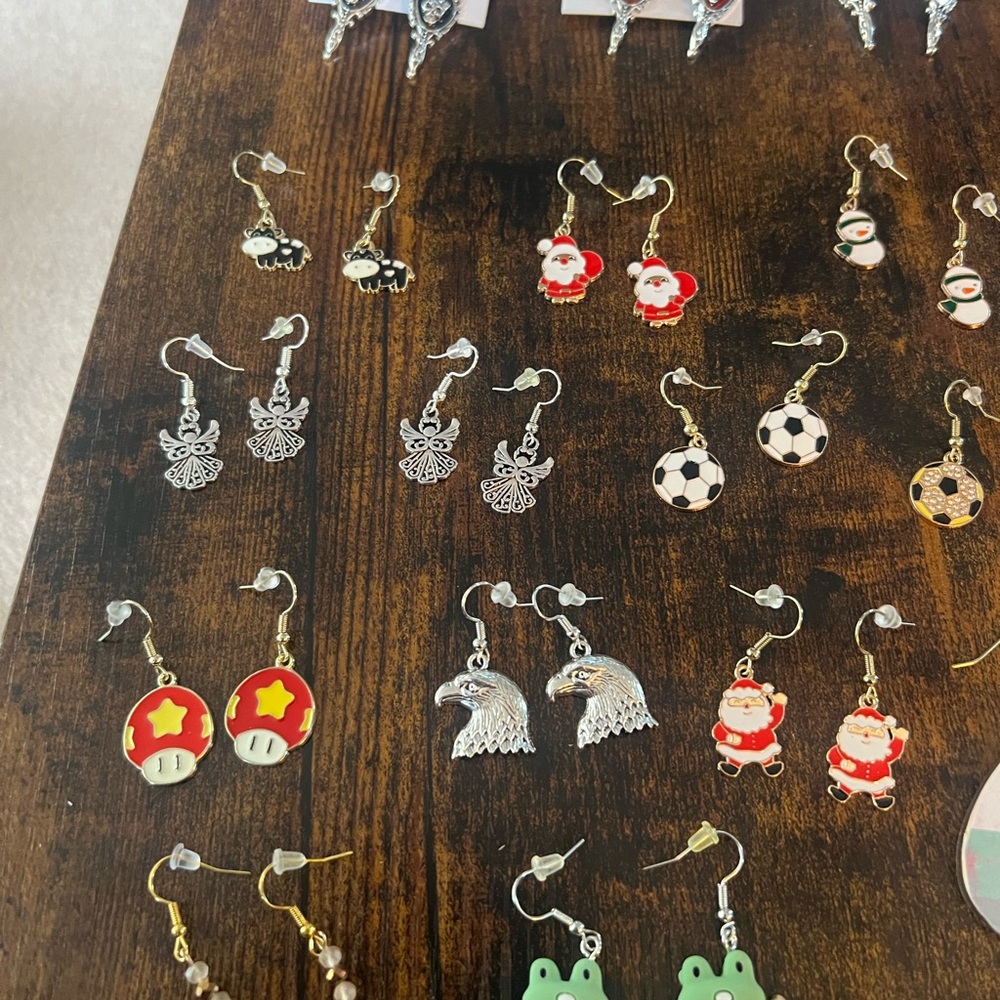 Assorted Earrings Collection - Picture 2 of 6